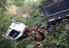 Motorista tem cabeça arrancada em colisão de duas carretas