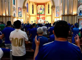 Em missa lotada de torcedores, Cruzeiro celebra 101 anos de fundação