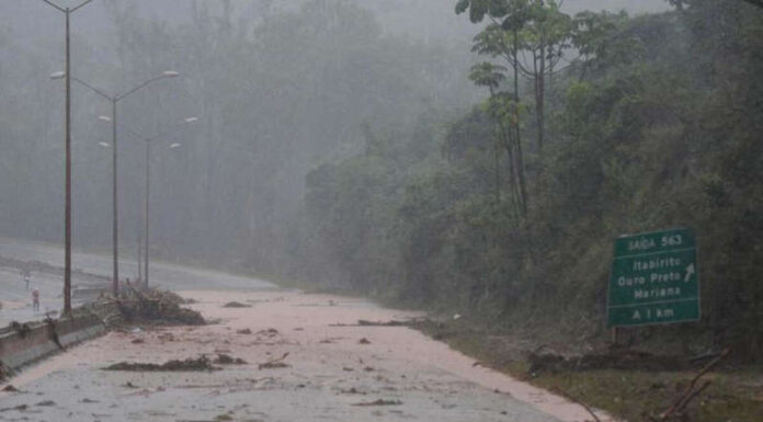 Fique em casa: policiais pedem para população mineira não pegar estrada