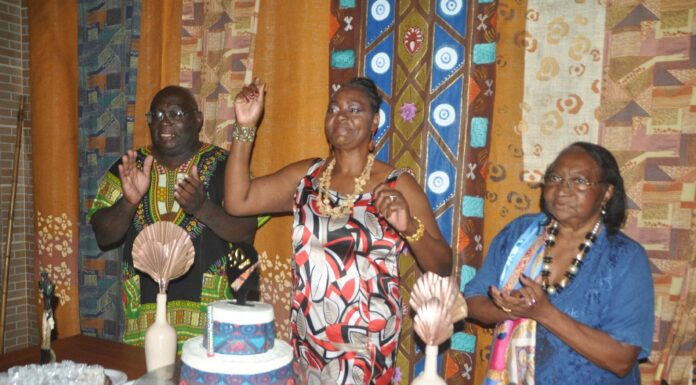 Luciene Bernardo comemora 50 anos com animadíssima festa