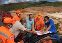 Prefeito recebe Corpo de Bombeiros e apresenta possível área para sede da corporação