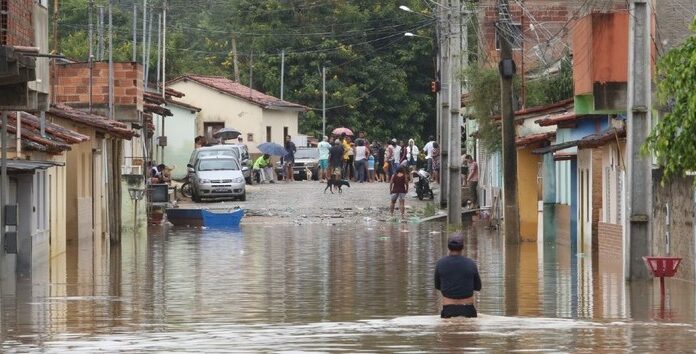Sobe de 13.117 para 13.139 total de pessoas desalojadas em Minas Gerais