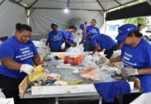 Sem carnaval de rua, ambulantes e catadores receberão auxílio