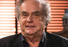 Morre Arnaldo Jabor, jornalista e cineasta do cinema novo, aos 81 anos