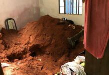 Deslizamento em encosta mata família inteira em Caratinga