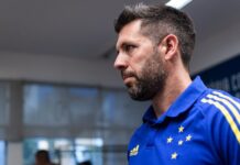 Paulo Pezzolano e Gabriel Dias, do Cruzeiro, testam positivo para covid-19