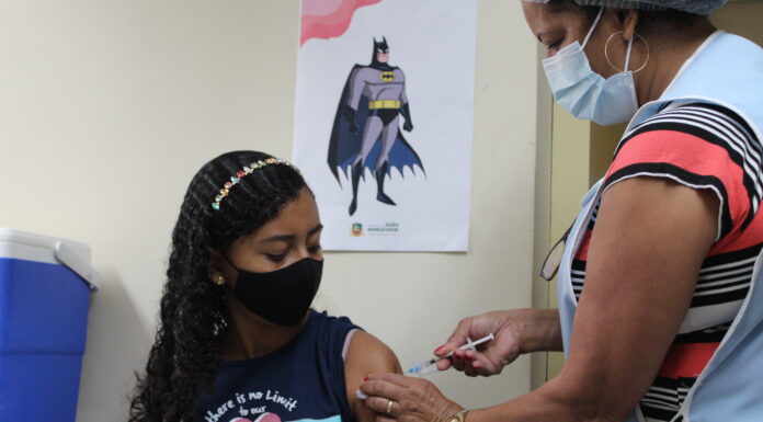 Prefeitura continua aplicação da vacina contra o coronavírus nesta terça