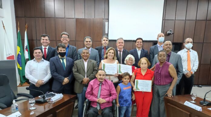 Mulheres são homenageadas na Câmara de João Monlevade