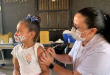 Crianças de seis meses a menores de 3 anos voltam a receber vacinas em João Monlevade