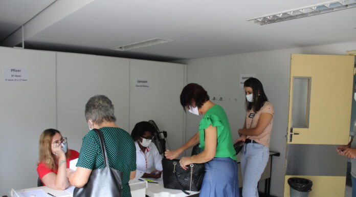 João Monlevade aplica as quatro doses da vacina nesta quinta-feira