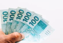 Prefeitura de João Monlevade paga 13º salário e injeta quase R$15 milhões na economia local