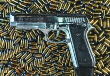 Mulher é salva após ex-marido atirar contra ela três vezes e arma falhar, em São José do Goiabal