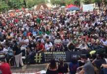 Educação mantém greve pelo pagamento do piso nacional da categoria