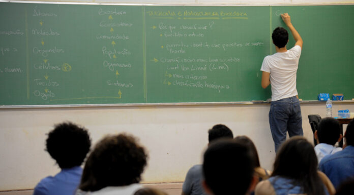 Fim da greve dos professores da rede municipal de Monlevade