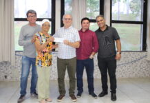 Prefeitura de João Monlevade entrega cheques do programa Recupera Minas