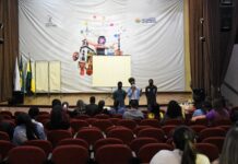 Estudantes do Parlamento Jovem participam de Conferência Municipal de Saúde Mental