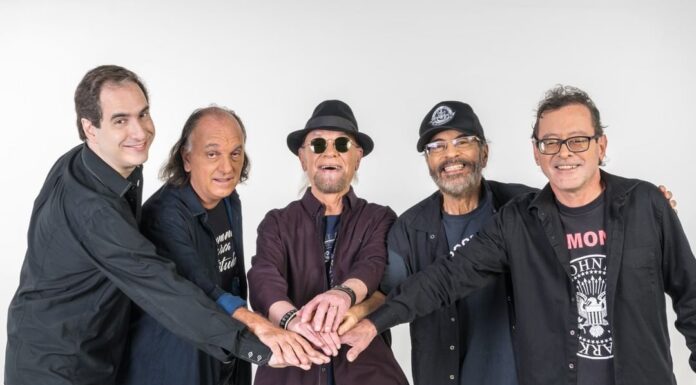 Banda The Fevers nesta sexta-feira(8) em João Monlevade