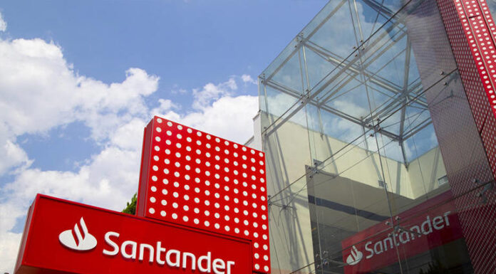 Santander estende em duas horas período diário de funcionamento das agências