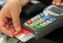 Presidente do BC diz acreditar que cartão de crédito vai acabar em breve