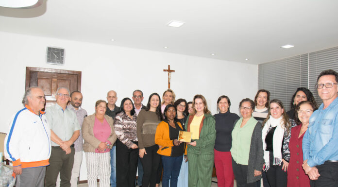 Dr. Laércio Ribeiro homenageia Centro Educacional de João Monlevade pelos seus 50 anos