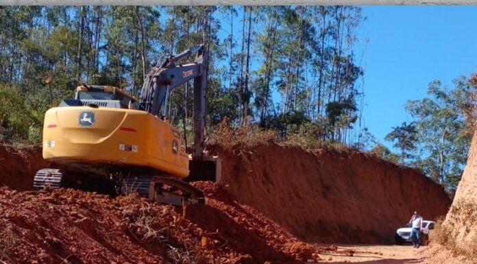 Manutenção das estradas vicinais de Rio Piracicaba