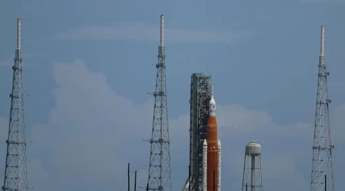 Missão Artemis I: Nasa marca lançamento de foguete para próximo sábado