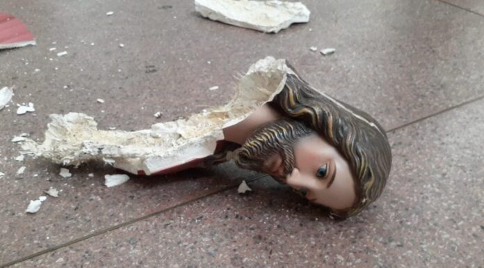 Homem quebra imagens da Igreja de Padre Eustáquio, em Belo Horizonte