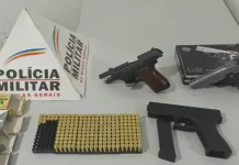 PM recebe denúncia de aluno com arma em escola e aprende pistola e munição