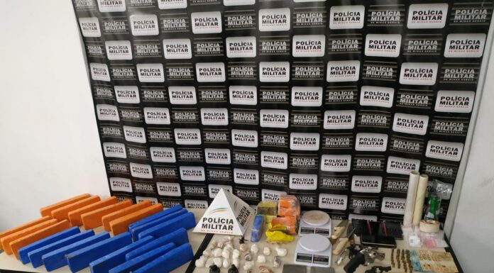 PM tira de circulação em Rio Piracicaba 5 traficantes e apreende grande quantidade de drogas e armas