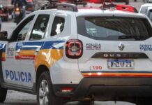 Criminoso foge da PM escondendo em telhado de um imóvel em João Monlevade