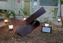 Câmara de João Monlevade recebe escultura do artista plástico Omar Franco