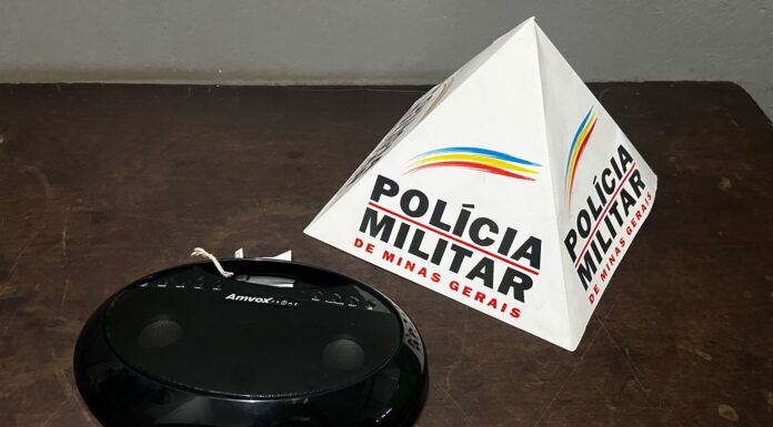 Larápio esconde produto de furto, debaixo de veículo em Santa Bárbara