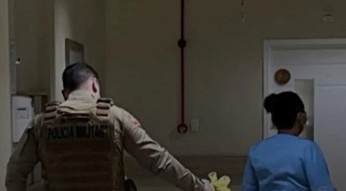 Mata filho recém-nascido com 25 golpes de faca em Tubarão