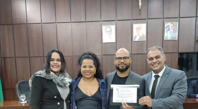 Câmara Municipal presta homenagem à Escola de Música pelos 20 anos de fundação