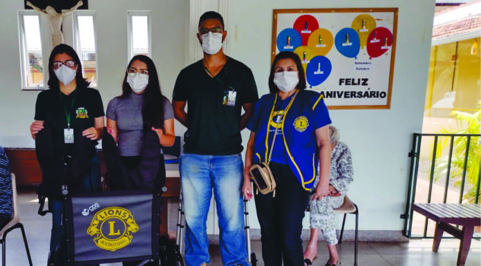 Secretaria de Meio Ambiente e parceiros doam cadeiras de rodas para entidades