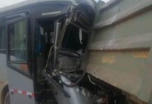 Ônibus perde freio e deixa 20 feridos em Mariana