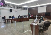 Aprovações de projeto, moção de aplausos e requerimento marcam a última reunião ordinária do ano